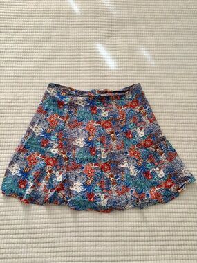 Forever 21 Floral Skirt in Blue, Red & White Size Small